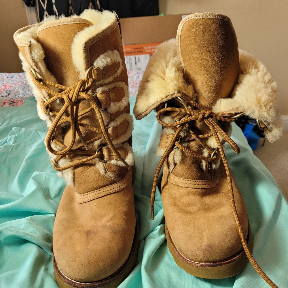 UGG ROMMY LACE UP CHESTNUT BOOT - Picture 4 of 16